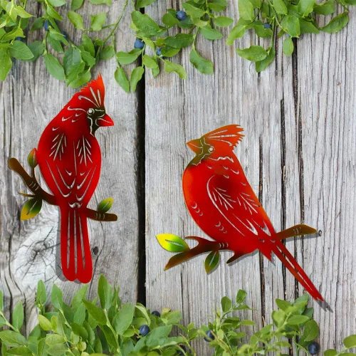 Vista 5 de Paquete de 4 piezas de arte de pared cardenal de metal, decoración de pájaros de metal 3D, adornos hechos a mano, pájaro rojo ágil, regalos