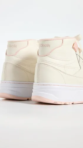 Vista 3 de Reebok Tenis Club C Geo Mid para mujer