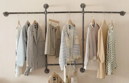 Vista 7 de Perchero industrial de pared, barras de tubería de ropa resistente, perchero estilo tubería con cuatro varillas para colgar para el hogar