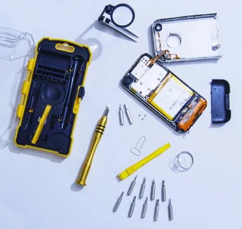 Vista 5 de General Tools Kit de reparación de iPhone 660 para teléfonos inteligentes, tabletas y otros dispositivos electrónicos, juego de 17 piezas