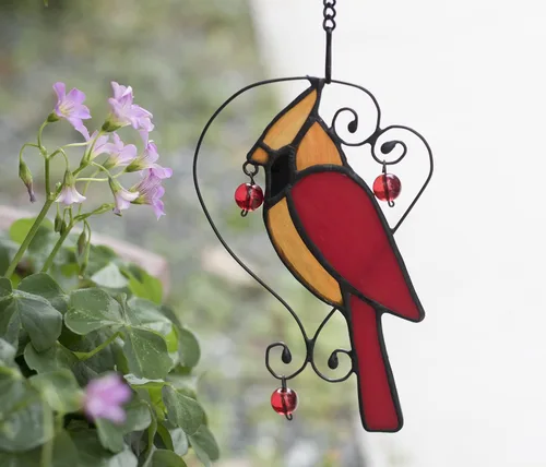 Vista 7 de Adorno de cardenal rojo de vitral colgante para ventana, adornos de pájaros atrapasueños para ventana, regalos de cardenal para abuela, mamá, regalo