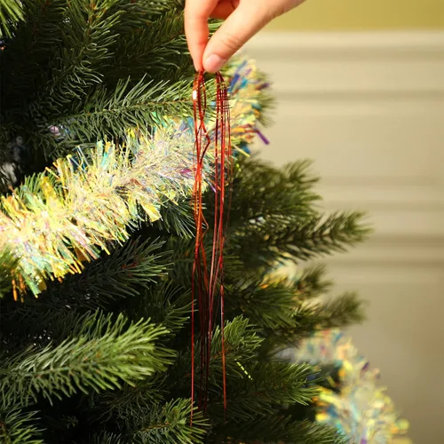 Vista 4 de 8000 piezas de oropel de Navidad, carámbanos de Navidad de oropel plateado, carámbanos de oropel de árbol de Navidad, carámbanos metálicos rojos