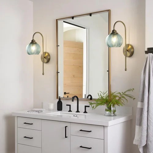 Vista 4 de KCO Lighting - Lámpara de pared vintage con globo de vidrio verde y brazo de latón cepillado - Aplique de globo grande, acabado dorado - Lámpara
