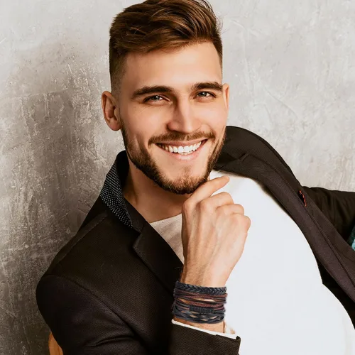Vista 3 de Long tiantian Pulseras de cuero para hombre, estilo hippie, apilables, estilo bohemio, trenzadas, de los años 70, trajes de joyería para hombres
