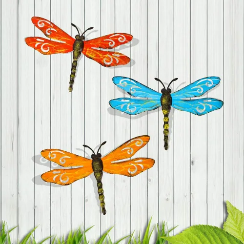 Vista 4 de Decoración de pared de metal con libélula al aire libre, arte de pared para patio, decoración colgante para sala de estar, dormitorio, paquete de 3