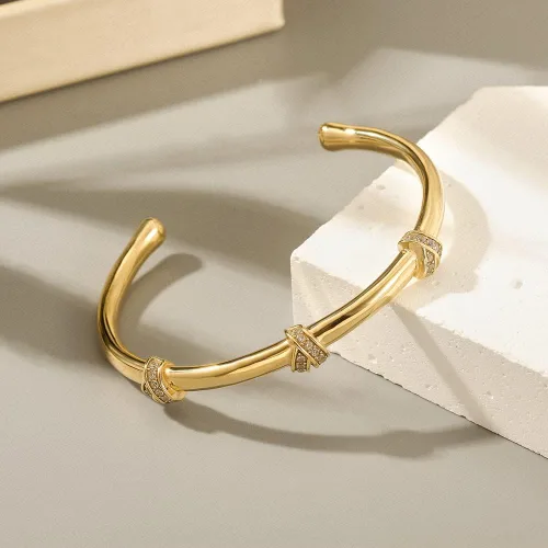 Vista 2 de CIUNOFOR Pulsera chapada en oro de 18 quilates para mujer, adolescente, con circonitas cúbicas, joyería con bisagras, con cristal, ovalada, amor