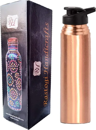 Vista 5 de Rastogi Handicrafts. Botella de cobre para agua, sin ensambles, a prueba de pérdidas, de 30.4 onzas líquidas. Cobre puro. Cobre sólido. Utensilio
