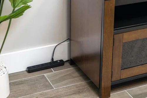 Vista 5 de GE - Barra multicontacto color blanco, 6 enchufes de protección contra sobretensiones, cable de extensión de 2.4 m, tira de alimentación, 800