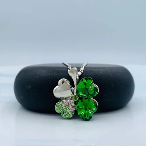 Vista 3 de Collar de trébol de cuatro hojas Joyas de trébol verde del día de San Patricio Buena suerte Collar de trébol verde, aretes, pulsera, broche