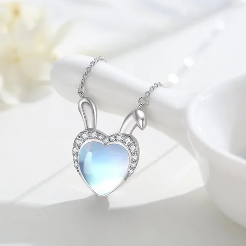 Vista 6 de CUOKA MIRACLE Collar de piedra de luna, plata de ley 925, luna y corazón en forma de estrella, collar de piedra lunar sintética arco iris, cadena