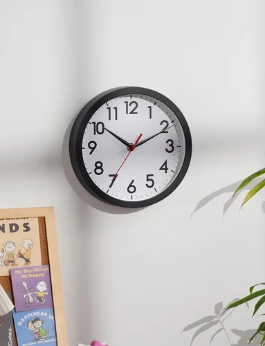 Vista 4 de AKCISOT - Reloj de pared de 8 pulgadas, silencioso, funciona con pilas, color negro