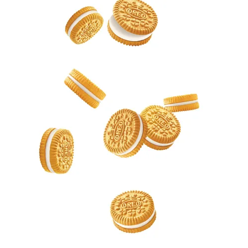 Vista 4 de Galletas sándwich mini OREO Golden, sabor vainilla, 1 paquete resellable Snak-Sak, 8 oz