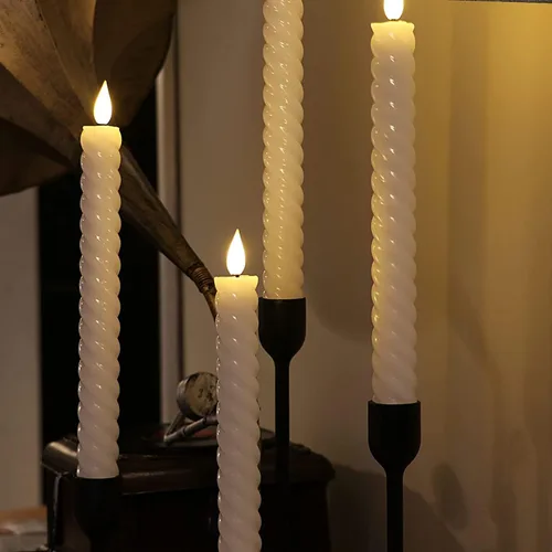 Vista 3 de Rhytsing Velas cónicas sin llama blancas de 10 pulgadas con temporizador, velas cónicas en espiral que funcionan con baterías, luz blanca cálida