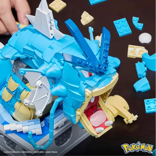 Vista 3 de MEGA Pokémon Set de Juguetes de Construcción, Gyarados en Movimiento con 2186 Piezas, Boca y Cola en Movimiento, para Niños o Adultos Coleccionables