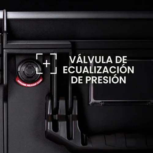 Vista 10 de Pelican Funda Air 1607 con espuma - Negro