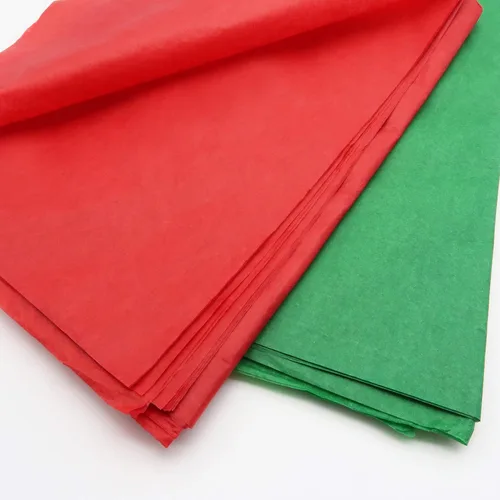Vista 9 de 24 bolsas de regalo de papel kraft de Navidad con 24 papeles de seda, bolsas de dulces navideños de 7 x 8.6 x 3 pulgadas con asas, bolsas de dulces