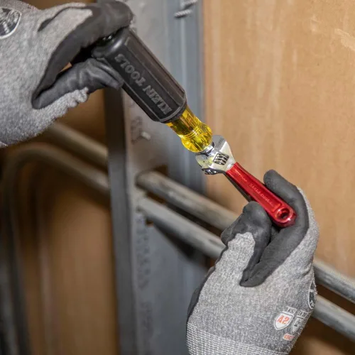 Vista 13 de Klein Tools D506-4 Llave de accionamiento ajustable, forjada con acabado cromado pulido y un mango sumergido de plástico, 4 pulgadas