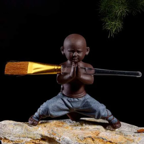 Vista 5 de DIYOMR Figuras de monje chino de Kung Fu Shaolin, manualidades, adornos, escultura de cerámica de Kung Fu para decoración del hogar, escritorio Azul