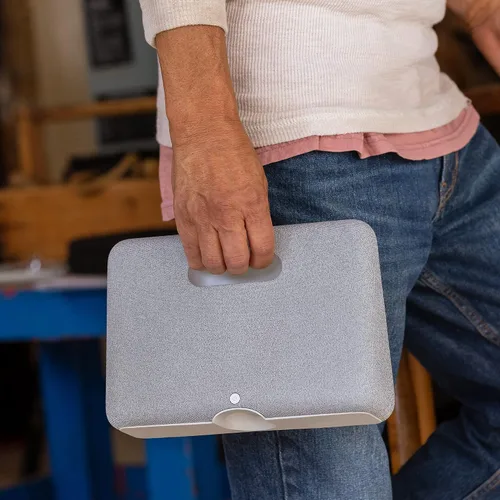 Vista 4 de Facebook Portal Go - Pantalla táctil inteligente portátil, de 10 pulgadas, para videollamadas con batería