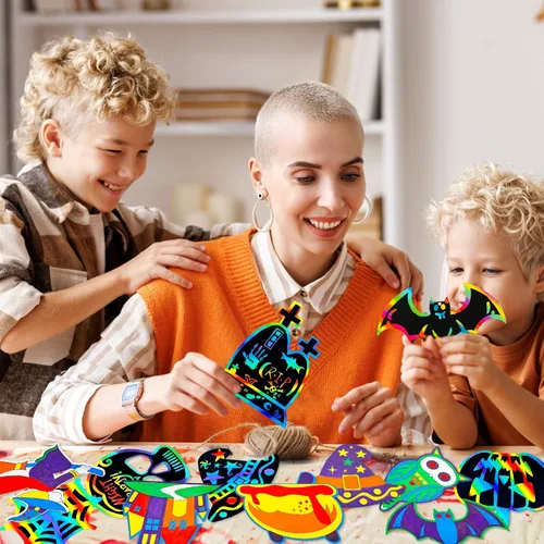 Vista 7 de Max Fun Paquete de 48 tarjetas de papel de arte para manualidades de Halloween, adornos mágicos de arco iris, suministros para colgar, kit