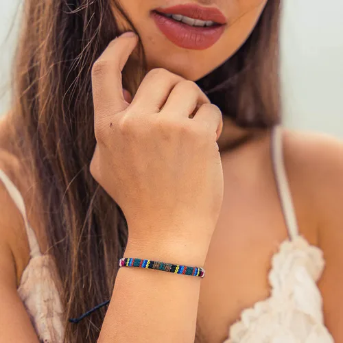 Vista 2 de Made by Nami Boho Surfer Bracelets for Men and Women Crafted from Colorful Braided Strings Adjustable and Waterproof Handmade Bracelets for Summer