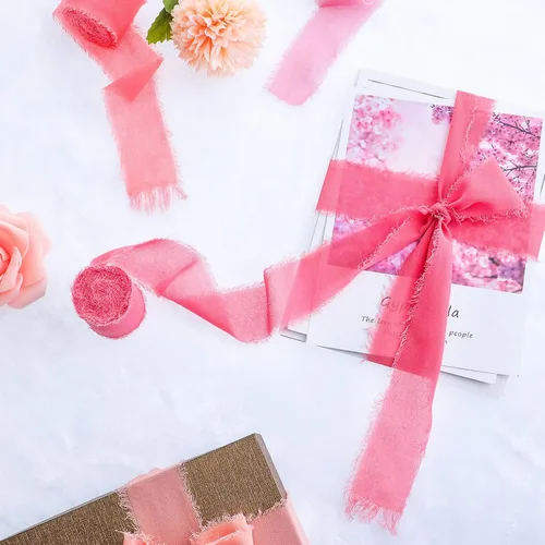 Vista 5 de Boao 4 rollos de cinta de gasa hecha a mano con flecos de seda de 1.5 pulgadas x 7 yardas, cintas deshilachadas rosas para el día de San Valentín