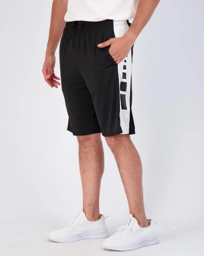 Vista 4 de Real Essentials - Paquete de 5 shorts deportivos para hombre, shorts de rendimiento deportivo con tela Dry-Fit resistentes al sudor