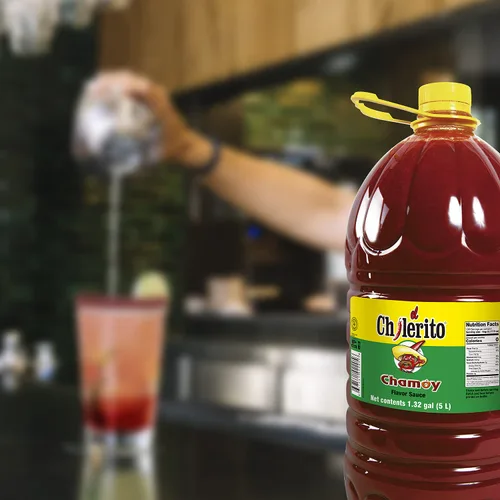Vista 4 de EL CHILERITO - Paquete de 3 salsas sabor Chamoy 5L/166.5 onzas líquidas – Alimentos mexicanos – Excelente para adornar frutas y aperitivos – Sabor