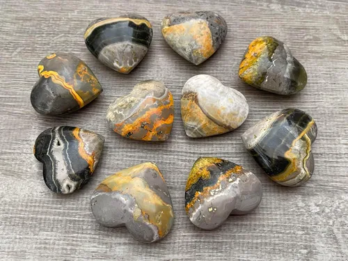 Vista 28 de Corazón hinchado de piedras preciosas al por mayor, corazones hinchados de piedras preciosas pulidas, piedra de palma de cristal, corazón de cristal