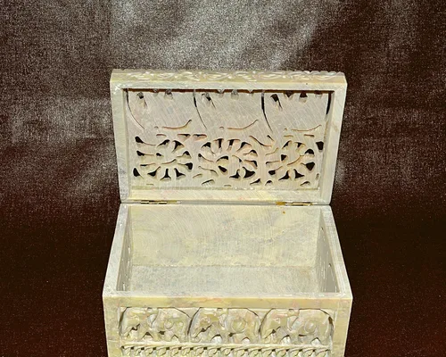 Vista 7 de Craftslook Soapstone - Caja tallada 60 x 40 x 30in