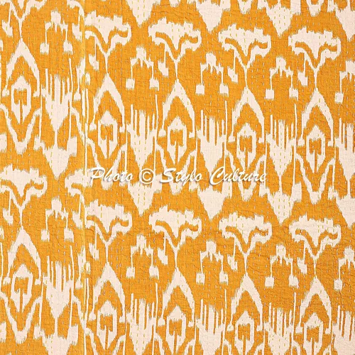 Vista 3 de Colcha acolchada tamaño Queen Kantha funda de cama india mostaza amarilla de algodón Ikat cosida a mano manta cubierta de cama