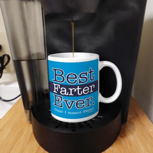 Vista 5 de Regalo de cumpleaños para papá, taza de café/té con la leyenda "Best Farter Ever Oops Mean Father", Azul