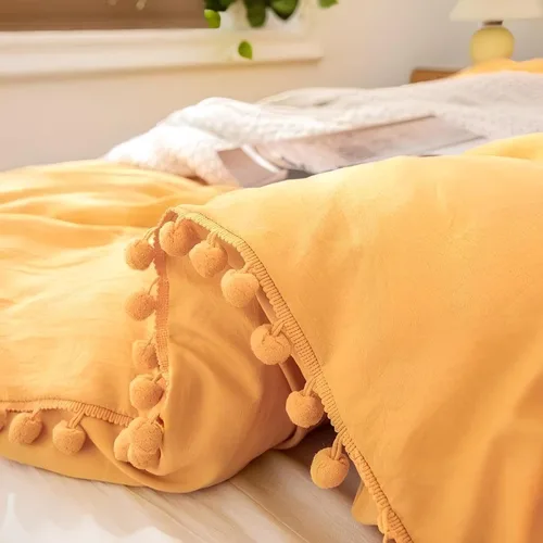 Vista 3 de INDACORIFY Juego de funda de edredón color amarillo mostaza con pompones, de algodón, estilo bohemio, 100 % algodón, lavado, tamaño Queen