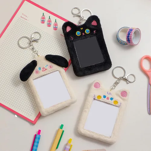 Vista 4 de Kpop Y2K - Soporte para tarjeta de fotos de felpa Kawaii de 3 pulgadas, funda para fotos de animales, tarjeta de crédito, protector de papelería
