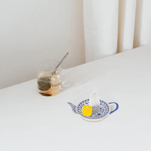 Vista 9 de BESTonZON Juego de 4 soportes de cerámica para bolsitas de té, con forma de tetera, resistentes al calor, para salsa de mesa, postre, aperitivos