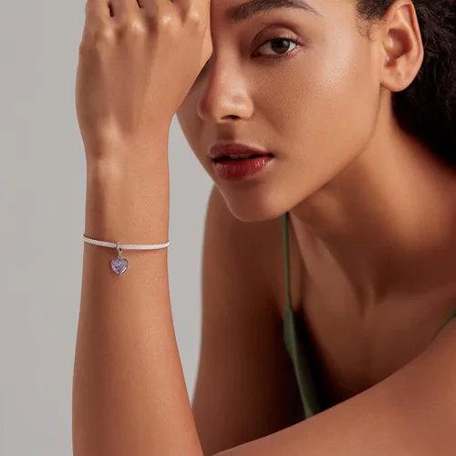 Vista 2 de VOROCO Dije de plata de ley 925 con forma de corazón para pulsera, Navidad, día de la madre, cumpleaños, joyería perfecta para mamá, abuela, hija