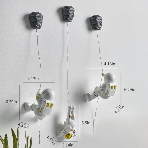 Vista 10 de 3 figuras de astronauta para escalar, esculturas de pared, decoración para colgar en la pared, decoración temática del espacio exterior