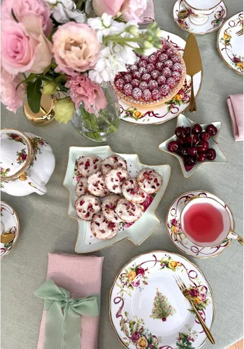 Vista 7 de Juego de taza y platillo de té, diseño de rosas del campo, Juego de 5 cubiertos de mesa