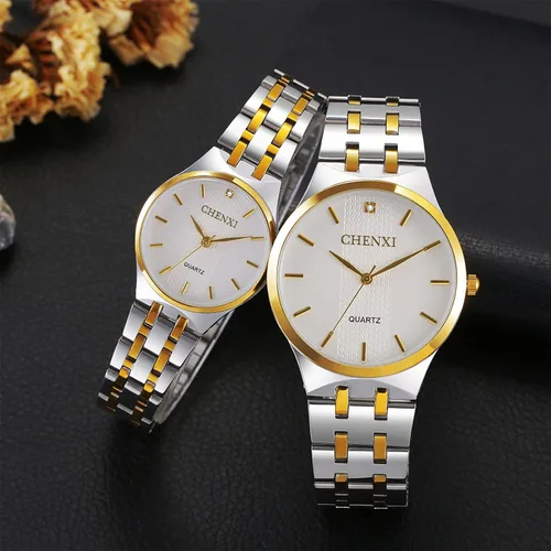 Vista 4 de Avaner Reloj de pulsera de acero inoxidable con banda dorada de cuarzo, para hombre y mujer