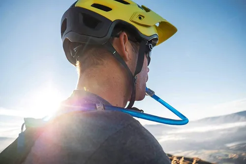 Vista 9 de CamelBak M.U.L.E. Mountain Bike Hydration Pack