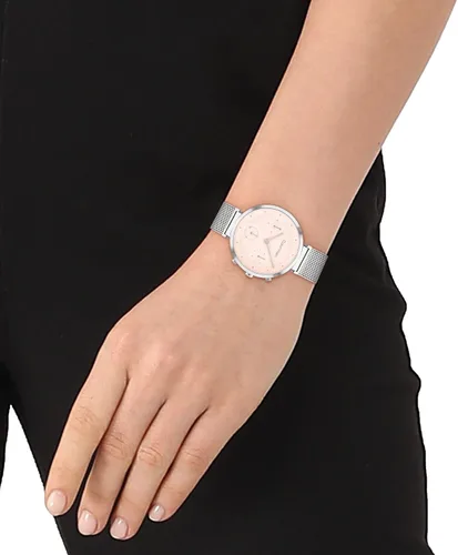Vista 4 de Selección de Relojes Calvin Klein para Mujer: Minimalismo Radiante Rosa/ Plateado