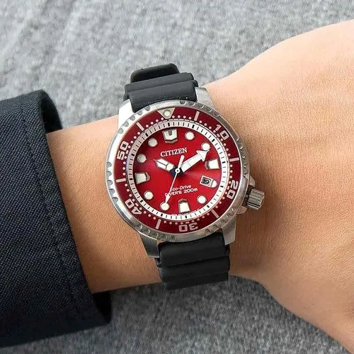 Vista 6 de Citizen Eco-Drive Promaster - Reloj para hombre con esfera roja BN0159-15X, Rojo, Buceador, deporte, vestidoformal, casual, militar