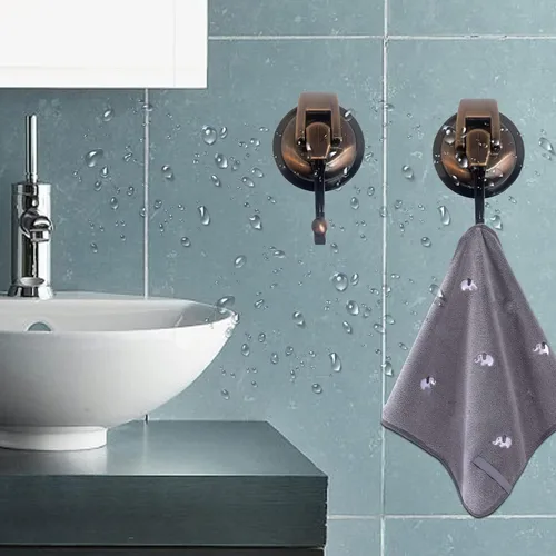 Vista 3 de Ganchos de ducha de succión al vacío resistentes, ventosa de vidrio, para decoración de bata de baño y guirnalda (paquete de 2, latón antiguo)