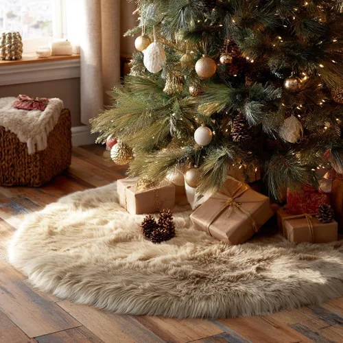 Vista 2 de AISENO Falda de árbol de Navidad de 60 pulgadas, decoración navideña de felpa de piel sintética beige para árbol de Navidad, fiesta festiva