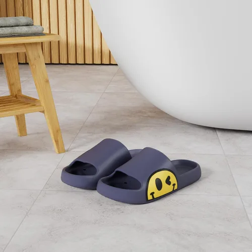 Vista 2 de Sandals for Girls and Boys,Mens Slippers Sandals for Women,EVA Anti-Slip Indoor & Outdoor Kids Slippers Smile Face Open Toe Spa Bath Pool Gym House