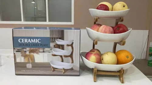 Vista 7 de YYW Cesta de frutas de cerámica de 3 niveles para almacenar frutas y verduras con soporte de frutas de porcelana de madera de bambú para encimera
