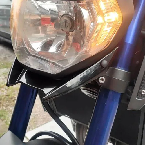 Vista 2 de Cubierta de extensión de ala aerodinámica con pico de carenado delantero para motocicleta, alerones aptos para Ya-ma-ha MT09 FZ09 MT-09 FZ-09 FZ-09