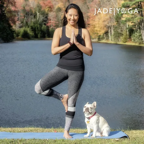 Vista 5 de JadeYoga Tapete de yoga de viaje, plegable, ligero y portátil, tapete de goma natural antideslizante para mujeres y hombres, ideal para yoga, hogar