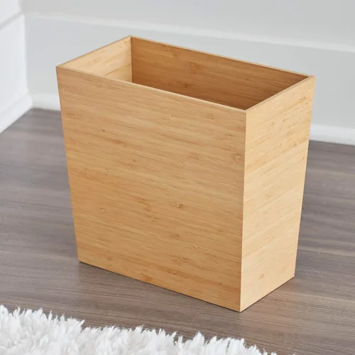 Vista 4 de iDesign - Cesta de basura rectangular de bambú, colección Formbu, 10.5 x 5.75 x 10 pulgadas, acabado de madera natural Acabado de madera natural