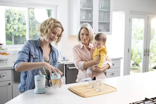 Vista 7 de NutriBullet NBY-50100 Sistema completo de fabricación de alimentos para bebés, 32 onzas, blanco, azul, transparente